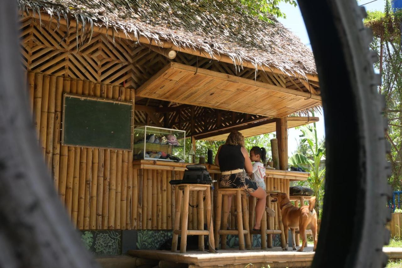 Mango Tree Eco-Hostel 다우인 외부 사진